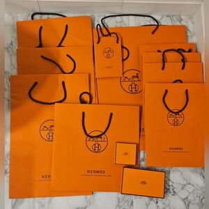 Hermès Shopping Bags Various Sizes